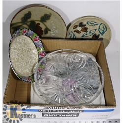 4 LARGE PLATTERS & VINTAGE BOWL