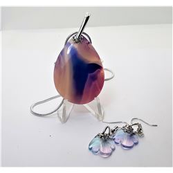 12)  PALE PINK & BLUE ONYX AGATE TEAR