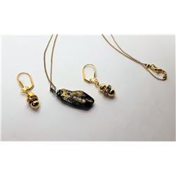 16)  GOLD TITANIUM PENDANT WITH