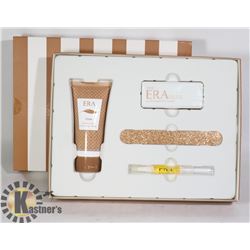 NEW 4PC ERA HAND AND NAIL CARE GIFT SET