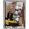 Image 1 : BOX OF LAMP AND MISC