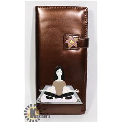 NEW SHAG WEAR WOMENS WALLET