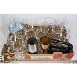 BLACK LEVER CORKSCREW & WINE GLASSES