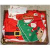 Image 1 : FLAT OF ASSORTED CHRISTMAS BABY BIBS