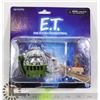 Image 1 : ET SPACE SHIP WITH ET FIGURE COLLECTIBLE