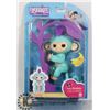 Image 1 : FINGERLINGS INTERACTIVE BABY MONKEY TOY