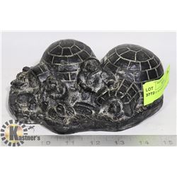 VINTAGE SOAPSTONE FAMILY HOME