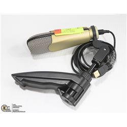 CAD U37 USB RECORDING MICROPHONE ON TRIPOD