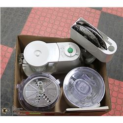 BRAUN FOOD PREPARATION CENTER/PROCESSOR- 5 IN 1