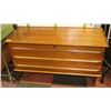 Image 1 : CEDAR CHEST WITH LEGS AND NO KEY 46 X 20 X 27