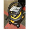 Image 1 : SHOP VAC- WET/DRY - 18.9L WITH ACCESSORIES