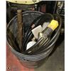 Image 1 : 10 GALLON BUCKET OF ASSORTED TOOLS