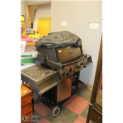 BROIL KING SOVEREIGN XL NATURAL GAS BBQ- 5 BURNER