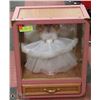 Image 1 : 1989 HOLIDAY BARBIE IN DISPLAY CASE 14"W X 18-1/2"