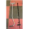 Image 1 : 2 CANES  - 1 WOOD, 1 METAL