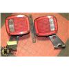 Image 1 : PAIR OF TRAILER LIGHTS