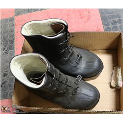 PAIR OF LACROSSE MENS SIZE 11