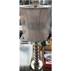 NEW WORKING SILVER LOOK DECORATOR LAMP