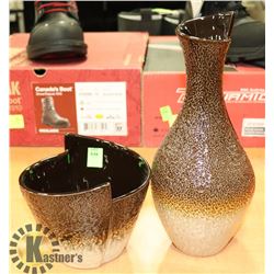 ORNATE 2 PIECE VASE SET