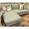 Image 4 : SOFA- 2 PIECE- L-SHAPE- ASHLEY BRAND LIGHT GREY W/