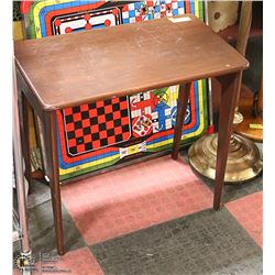 WOOD ACCENT/SIDE TABLE