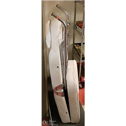 ESTHETICS CHAIR - MISSING ARMS