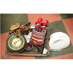 BASKET OF HOME DECORE