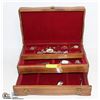 Image 1 : JEWELLRY BOX WITH MENS JEWELLRY/WATCHES ETC