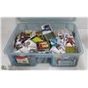Image 1 : TOTE OF ASSORTED HOCKEY CARDS