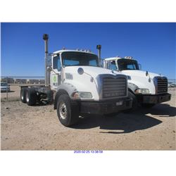 2008 - MACK WATER TRUCK