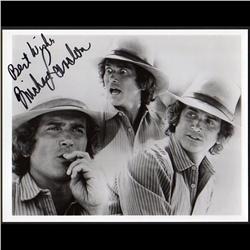 MICHAEL LANDON SIGNED PHOTO WITH AUTHENTICITY ENVELOP