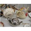 Image 2 : Vintae Teapot , Mini Tea Set, Collector Plates, Various China & More!