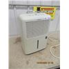 Image 1 : Simplicity Dehumidifier