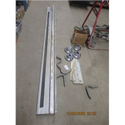 Running Boards, Set of 4 Chev Hubcaps