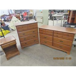 3 Pc Bed Room Suite - Dresser 30"H 48"W 16"D Dresser 30"H 32" W 16" D, & Nite Table 24"H 18"W 16"D
