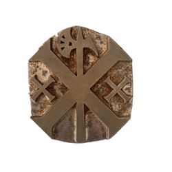 The Last Witch Hunter Symbols Medallion Movie Props