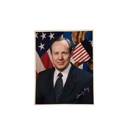 William J. Perry Sec. of Defense Signed Photo Memorabilia