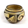 Image 2 : Historic Native American Hopi Pottery Bowl