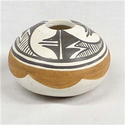 Isleta Pueblo Pottery Seed Jar by Stella Teller