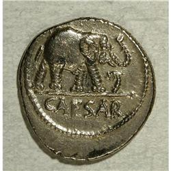 Julius Caesar. 49-48 B.C. AR denarius (18 mm, 3.80 g). 