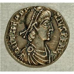 Theodosius I. A.D. 379-395. AR siliqua (17 mm, 1.89 g). 