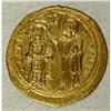 Image 2 : Romanus III. 1028-1034. AV histamenon nomisma (25 mm, 4 