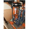 Image 2 : Man Lift