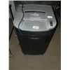 Image 1 : Paper shredder
