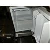 Image 2 : Mini Fridge