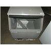 Image 2 : Ice Machine