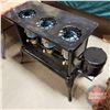 Image 5 : New Perfection Kerosene Stove (30"H x 41"W x 17"D) & Oven Top (18"H x 21'W x 13"D)