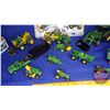 Image 3 : Tray Lot - John Deere Toys & Lic Plate