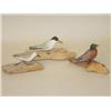 Image 2 : LOT (3) CARVED & PAINTED BIRDS: (1) 5 1/4" BLACK & WHIT