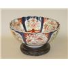 Image 1 : 19TH CENT. IMARI SCALLOPED BOWL W/ 13 PANELS OF FLORAL 